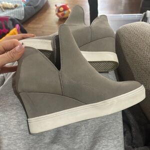 Altar’d State Slip On Wedge Sneaker Booties 6 Gray Suede Leather Ankle Shoes